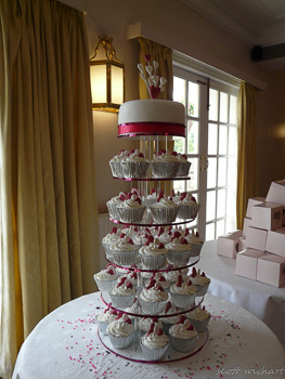 wedding cupcakes - red
